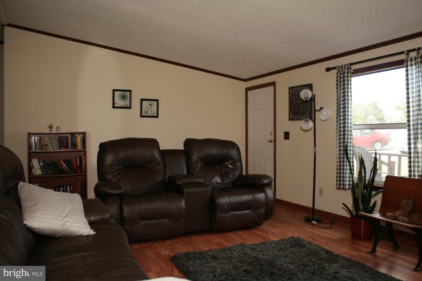 CLARKES LANDING - Residential