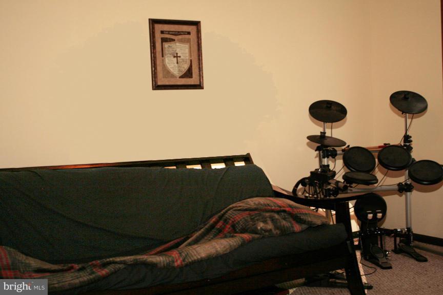 CLARKES LANDING - Residential