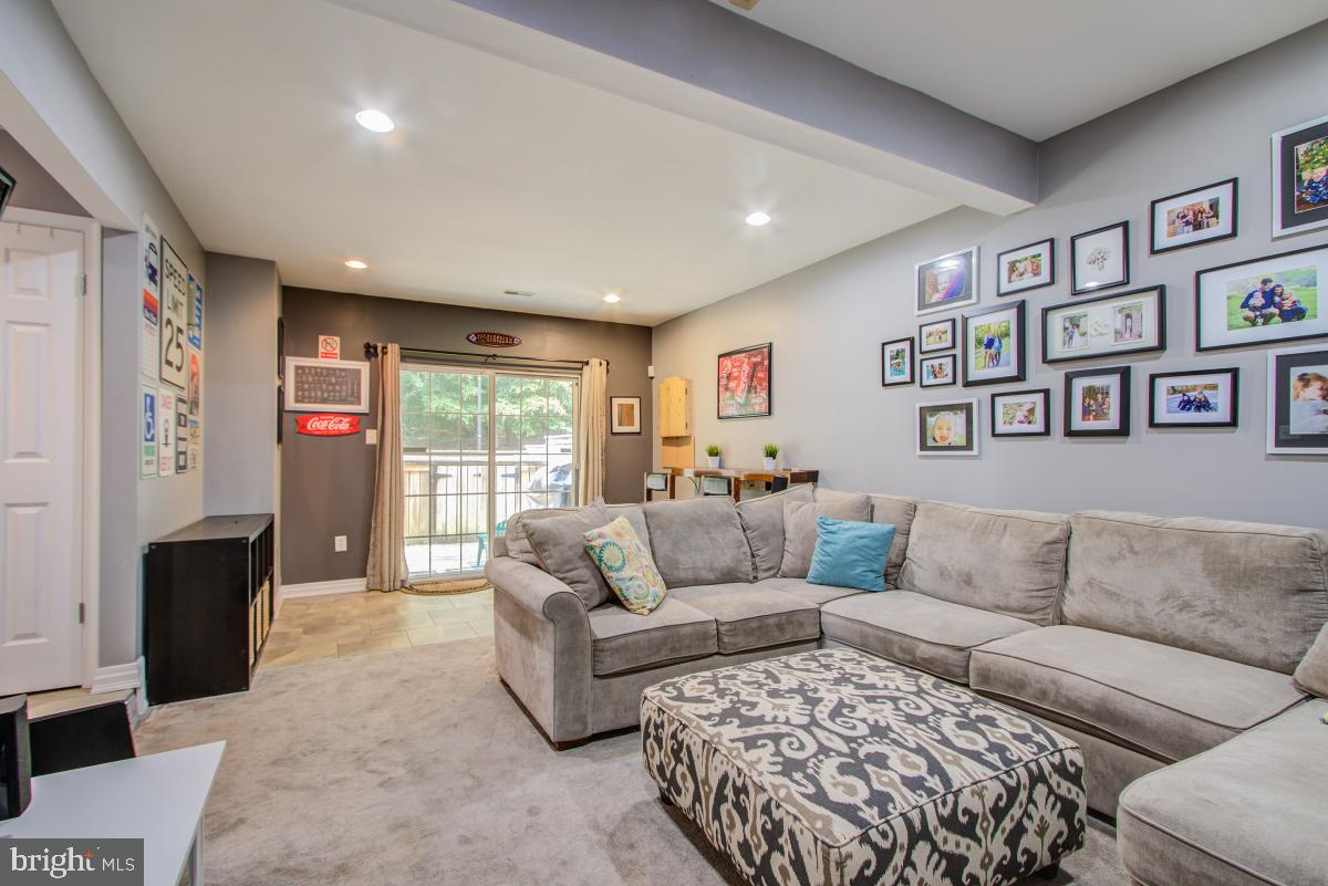 TOWNES OF GLOUCESTER - Residential