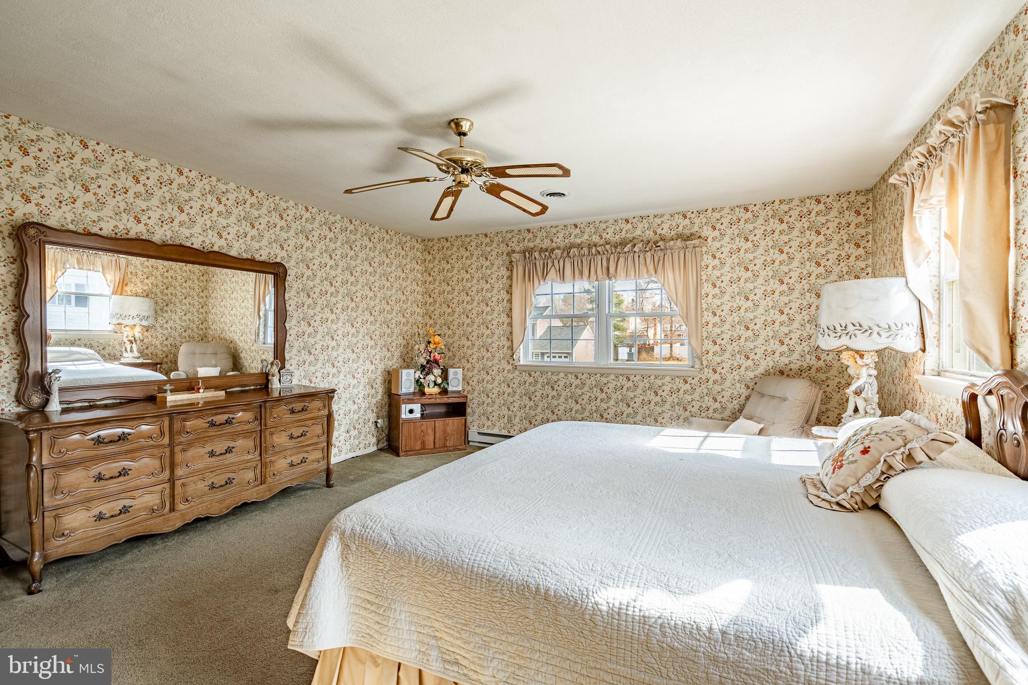 HIDDEN VALLEY - Residential