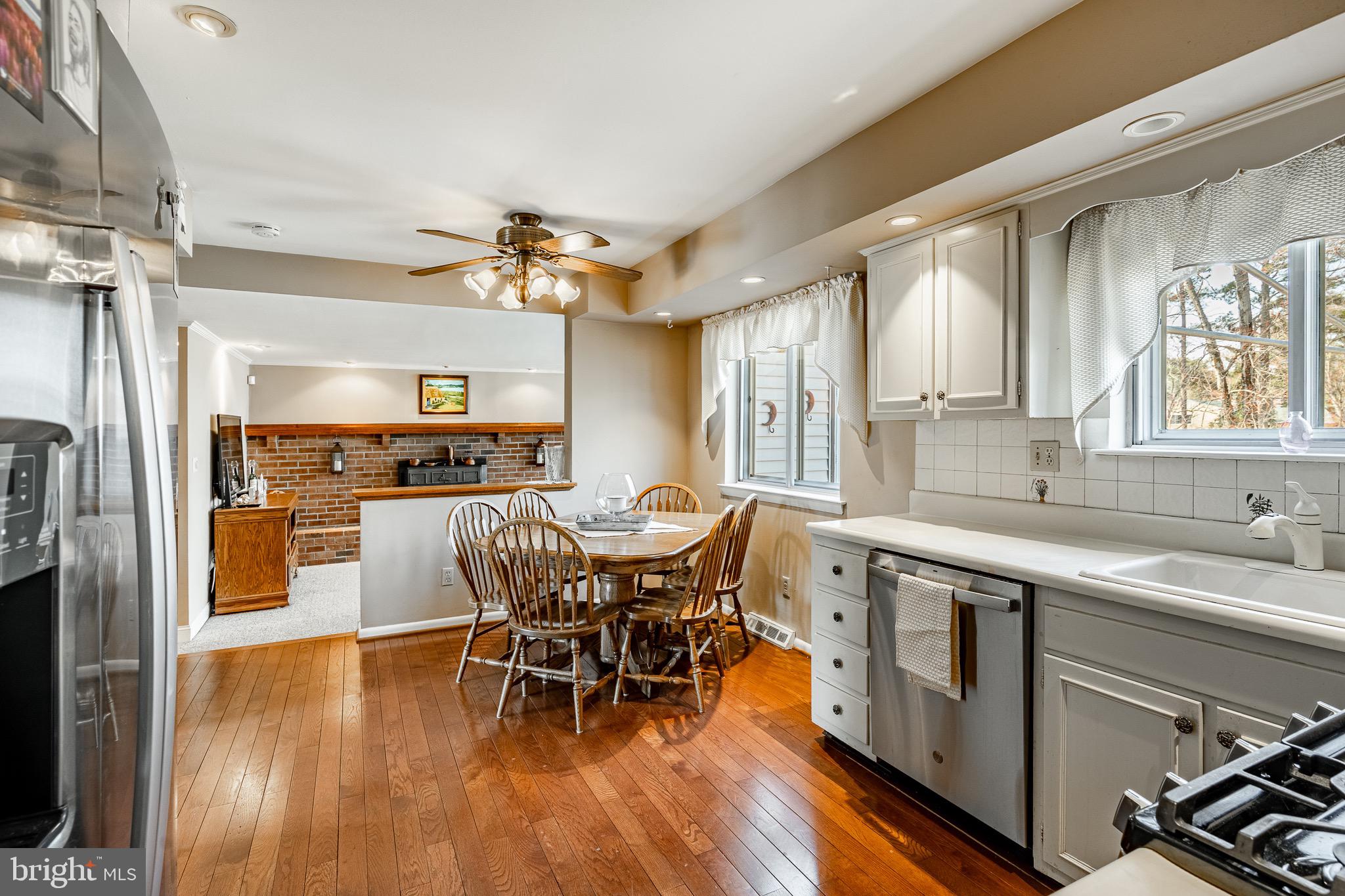 HIDDEN VALLEY - Residential