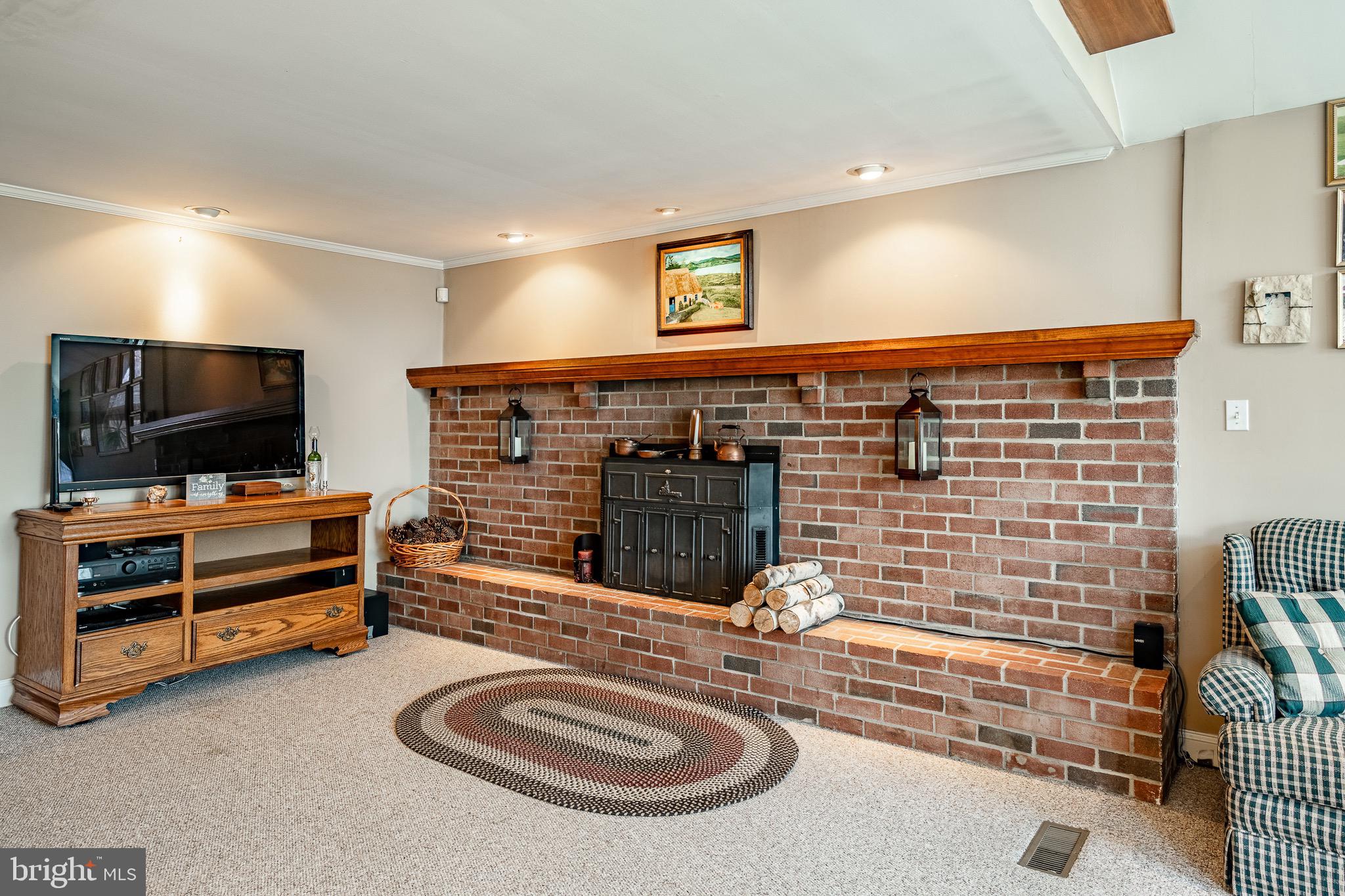 HIDDEN VALLEY - Residential