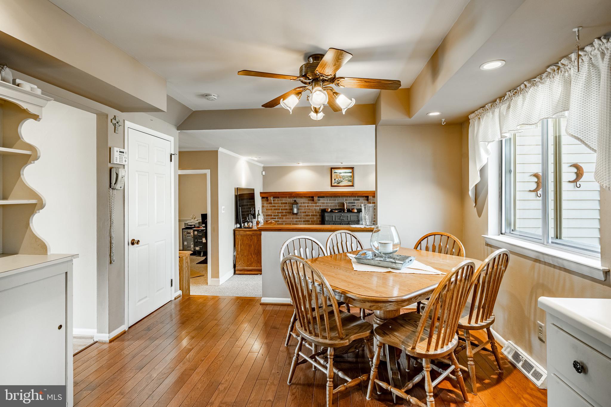 HIDDEN VALLEY - Residential