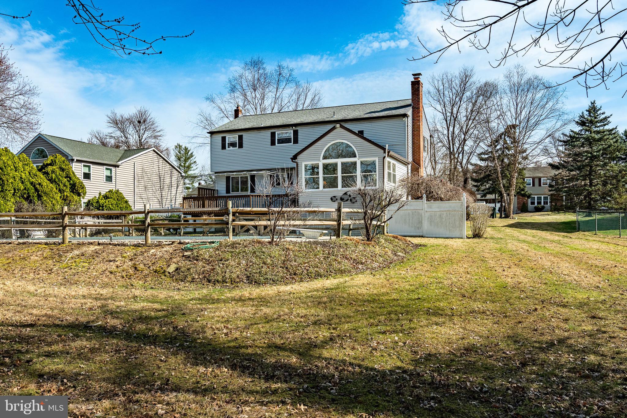 HIDDEN VALLEY - Residential
