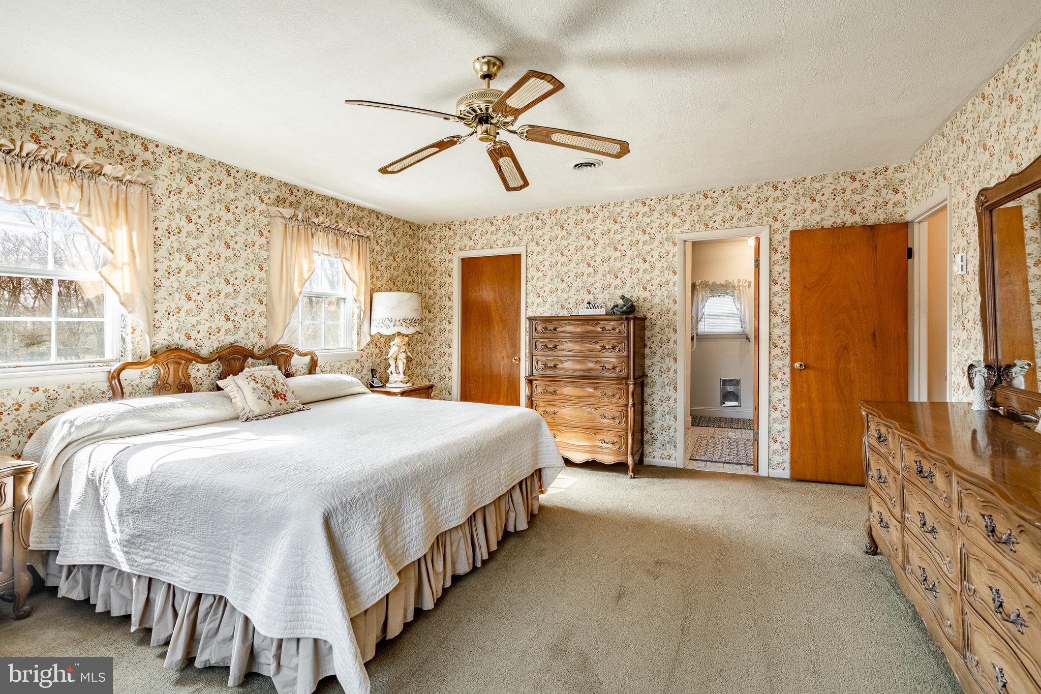 HIDDEN VALLEY - Residential