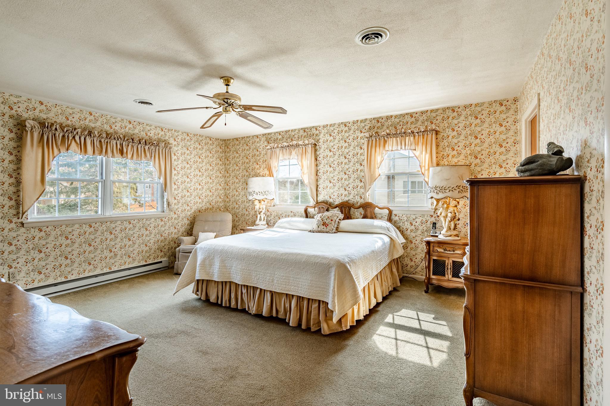 HIDDEN VALLEY - Residential