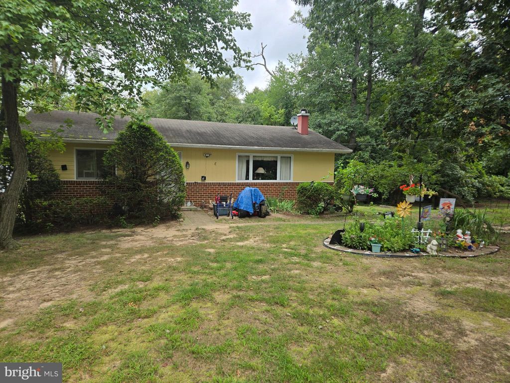 Photo of 584 Brightview Drive, MILLERSVILLE, MD 21108 (MLS # MDAA2123178)