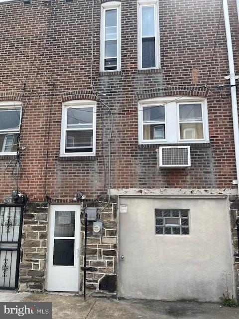 PHILADELPHIA (SOUTHWEST) - Residential