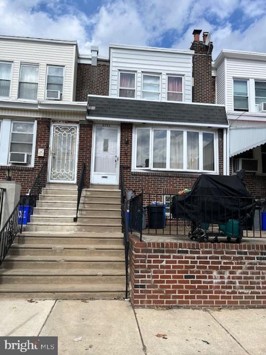 Tenant occupied. Section 8 since 12/3/15
$1150/month