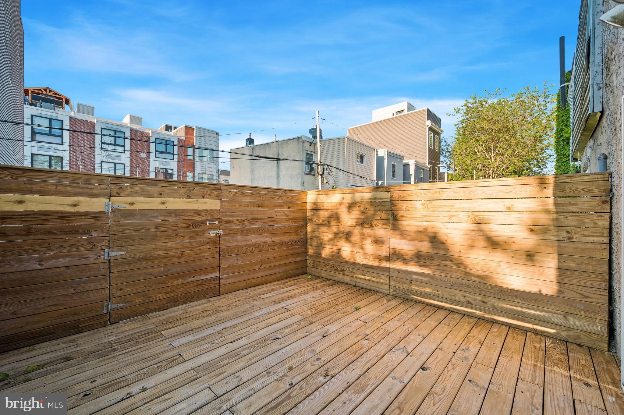 POINT BREEZE - Residential
