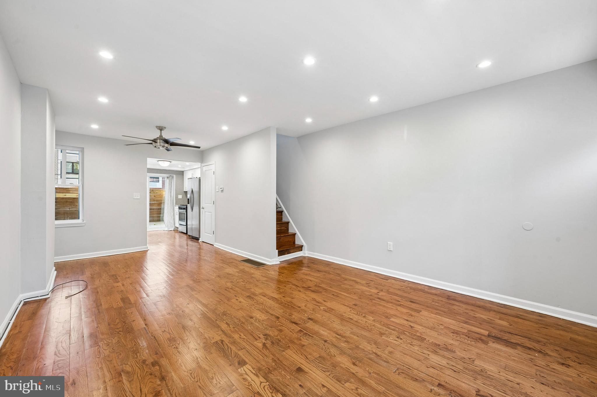 POINT BREEZE - Residential