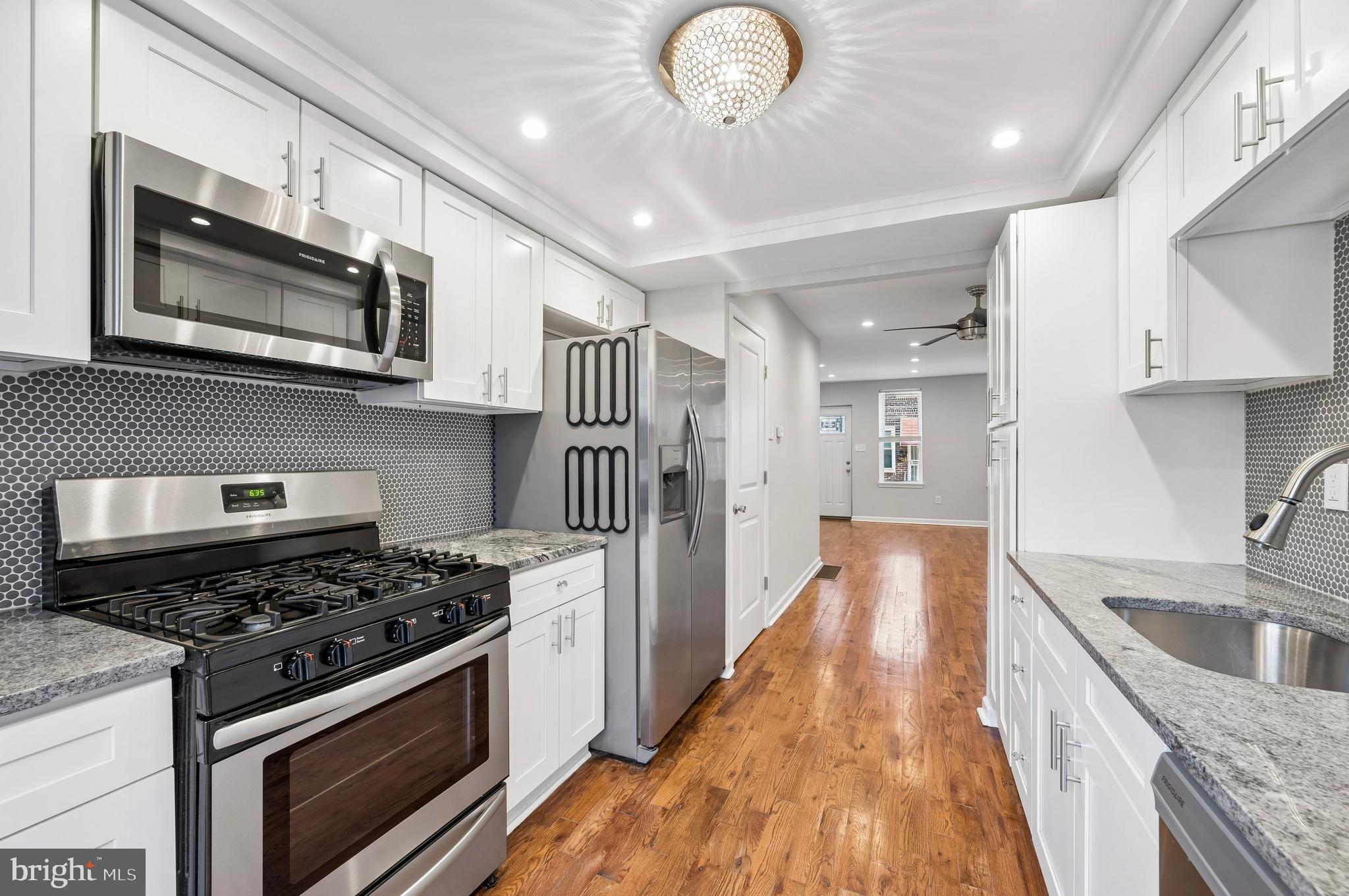 POINT BREEZE - Residential