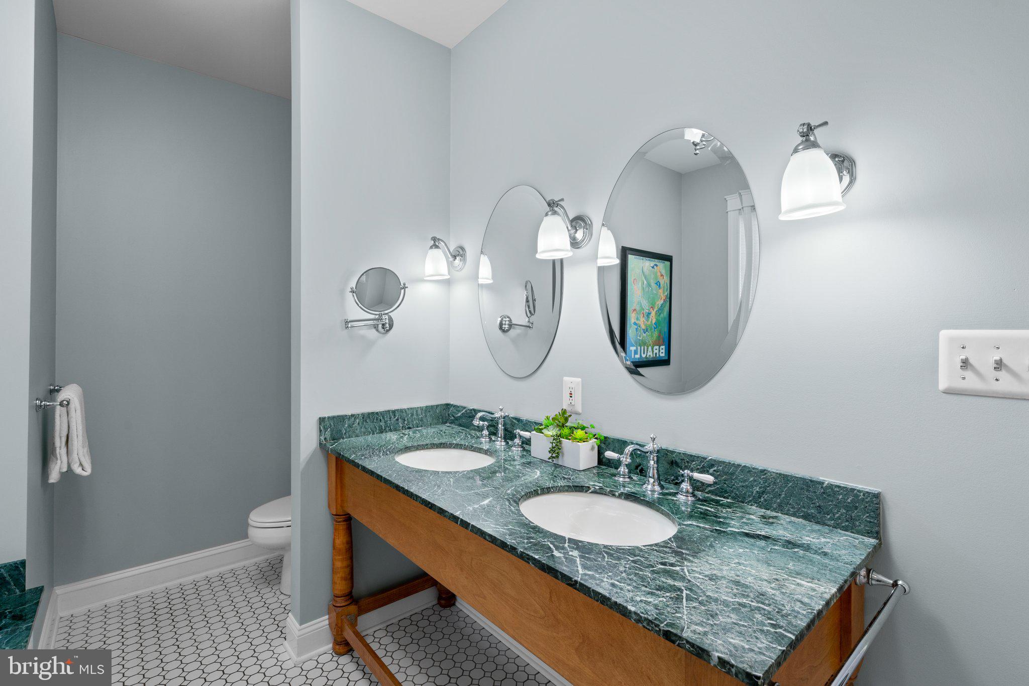 OLD CATONSVILLE - Residential