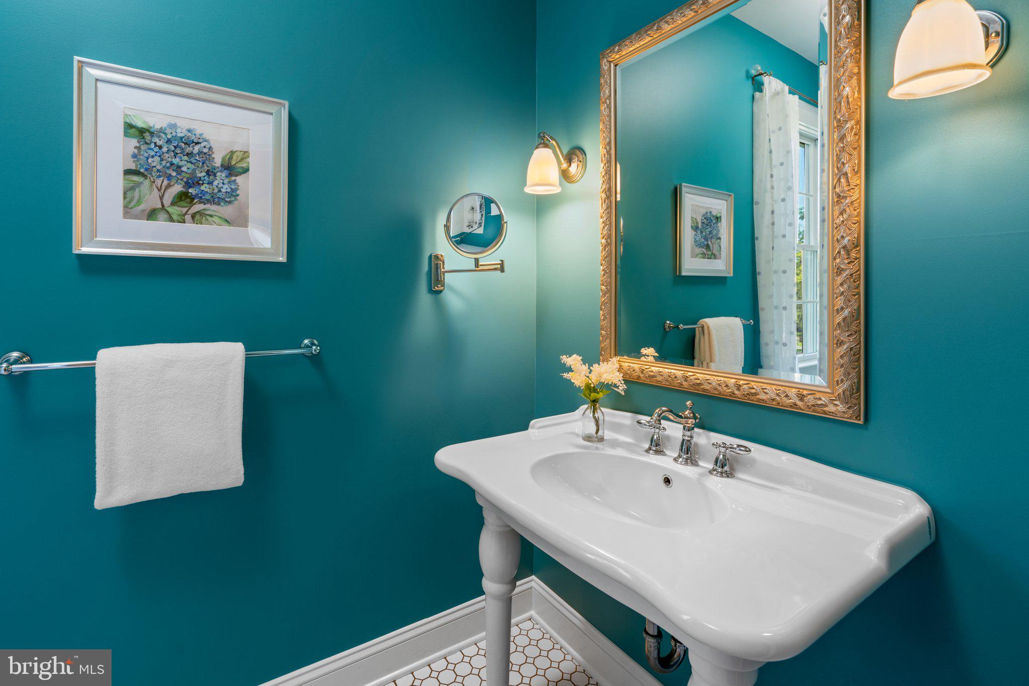 OLD CATONSVILLE - Residential