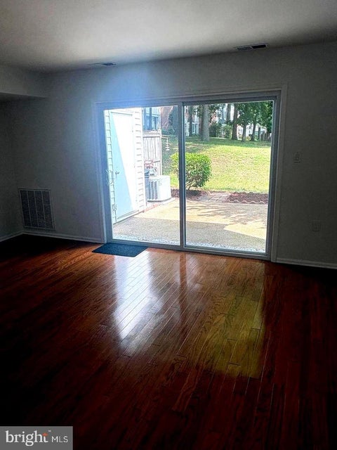 Condo For Sale - 790 Azalea Drive #15-790<br/> ROCKVILLE, MD 20850