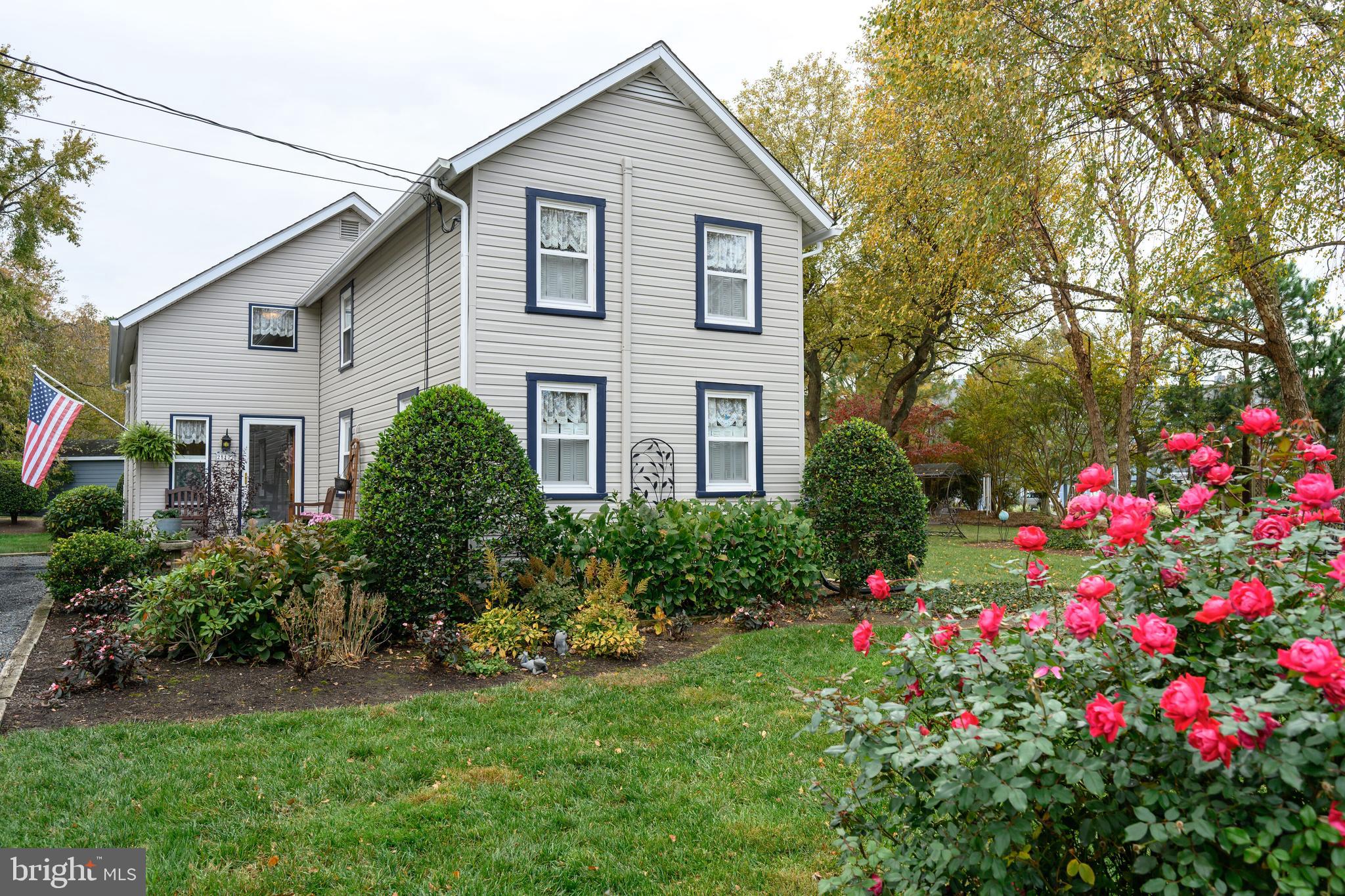 ROCK HALL - Residential