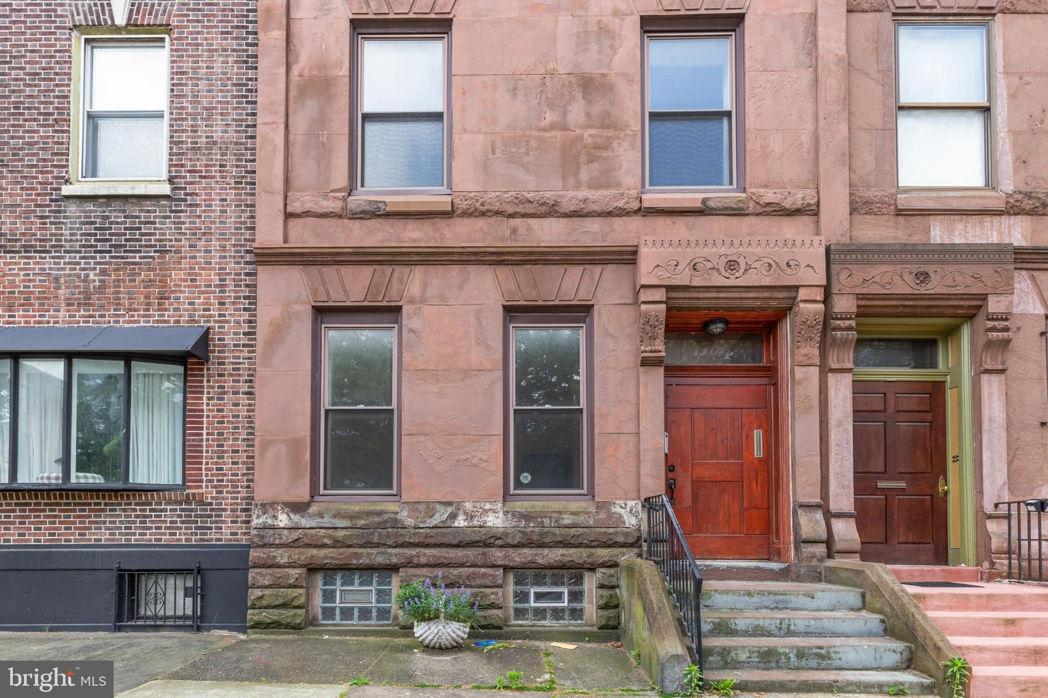 FRANCISVILLE - Residential Lease