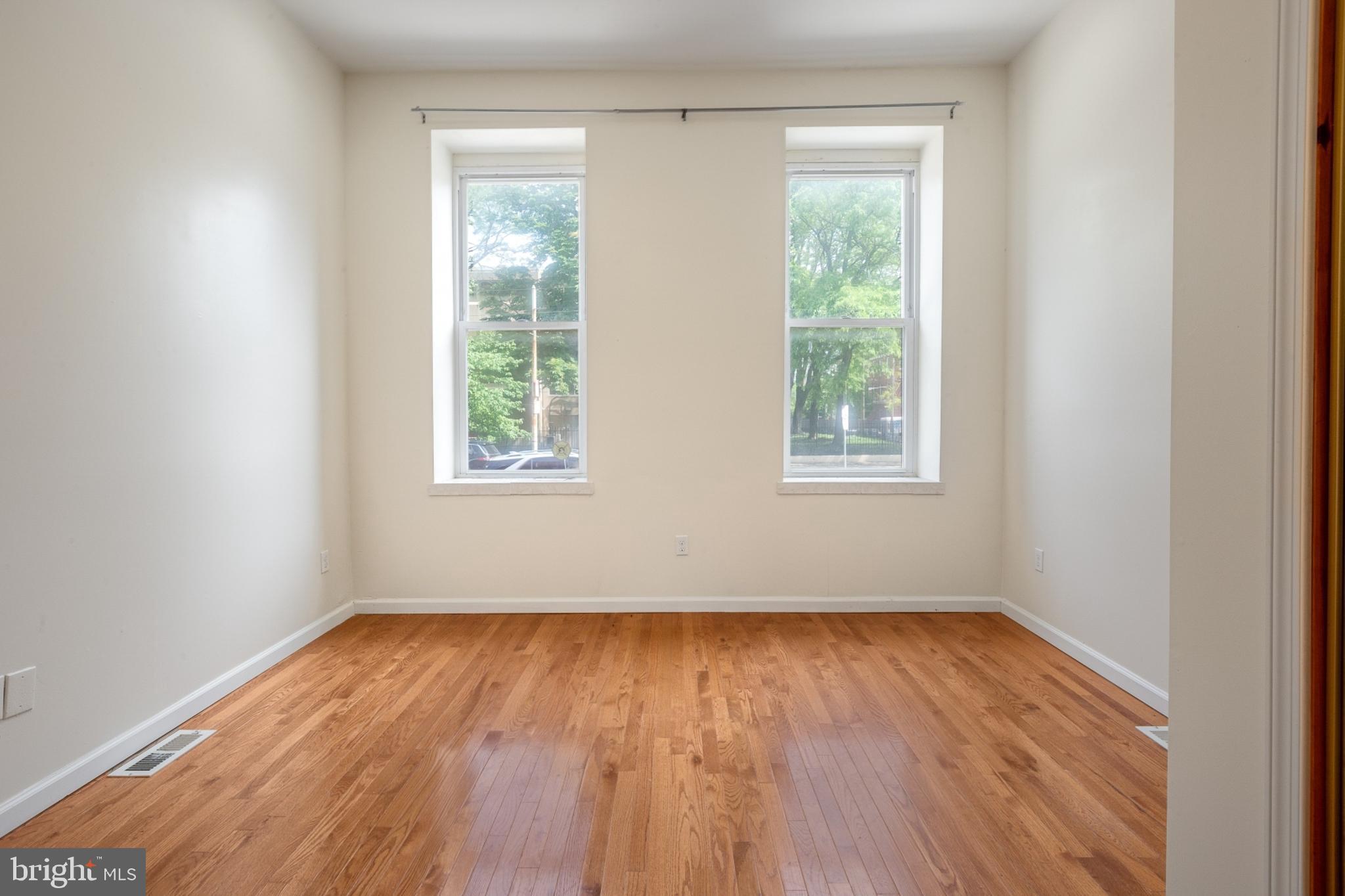 FRANCISVILLE - Residential Lease