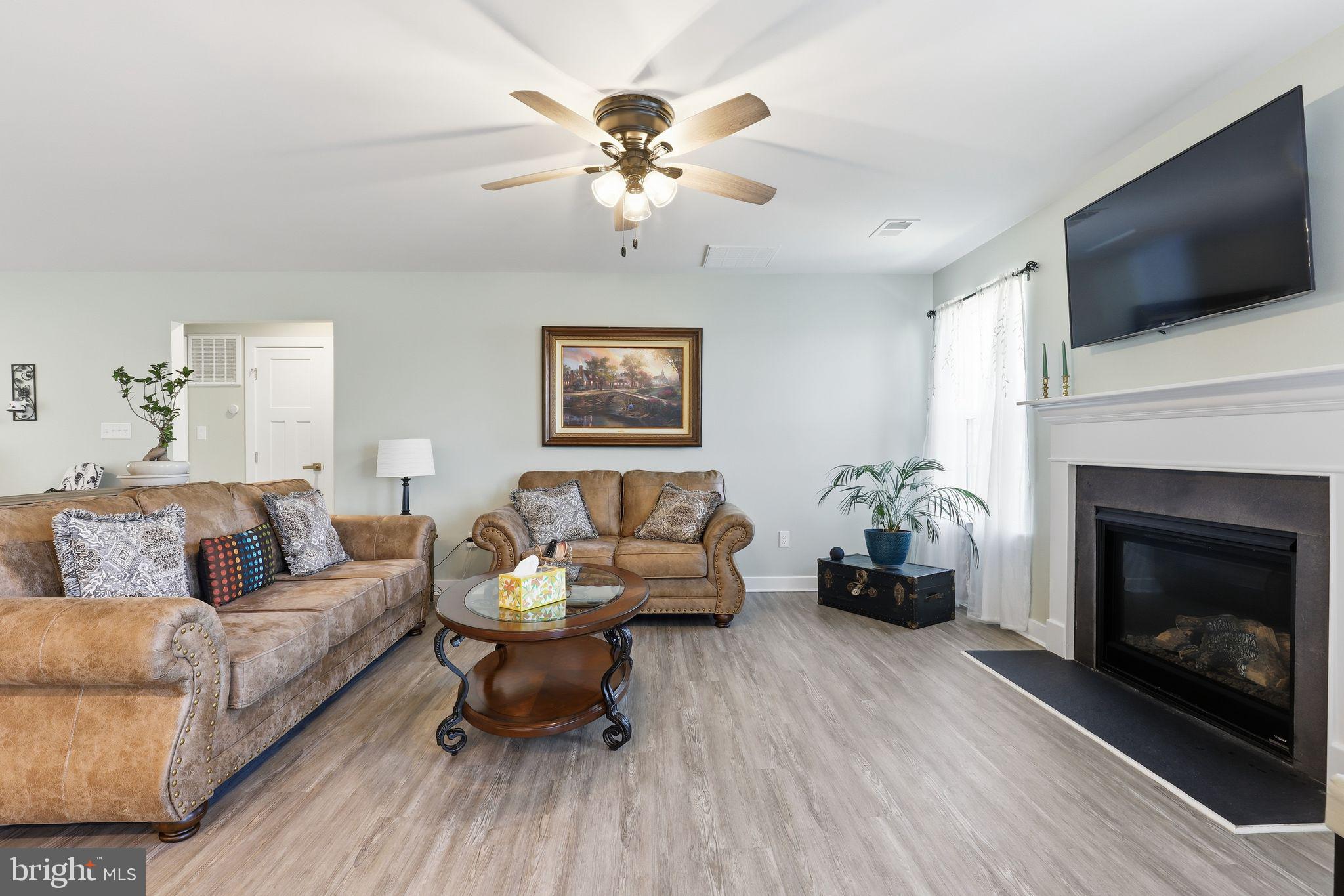 19014 TRIMARAN DRIVE