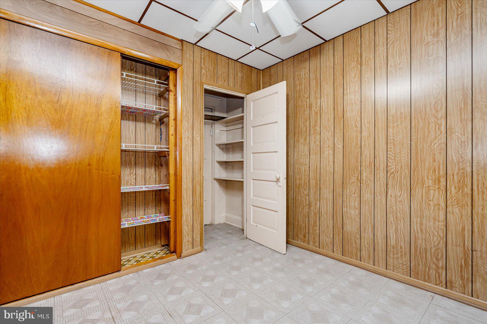 GREEKTOWN - Residential