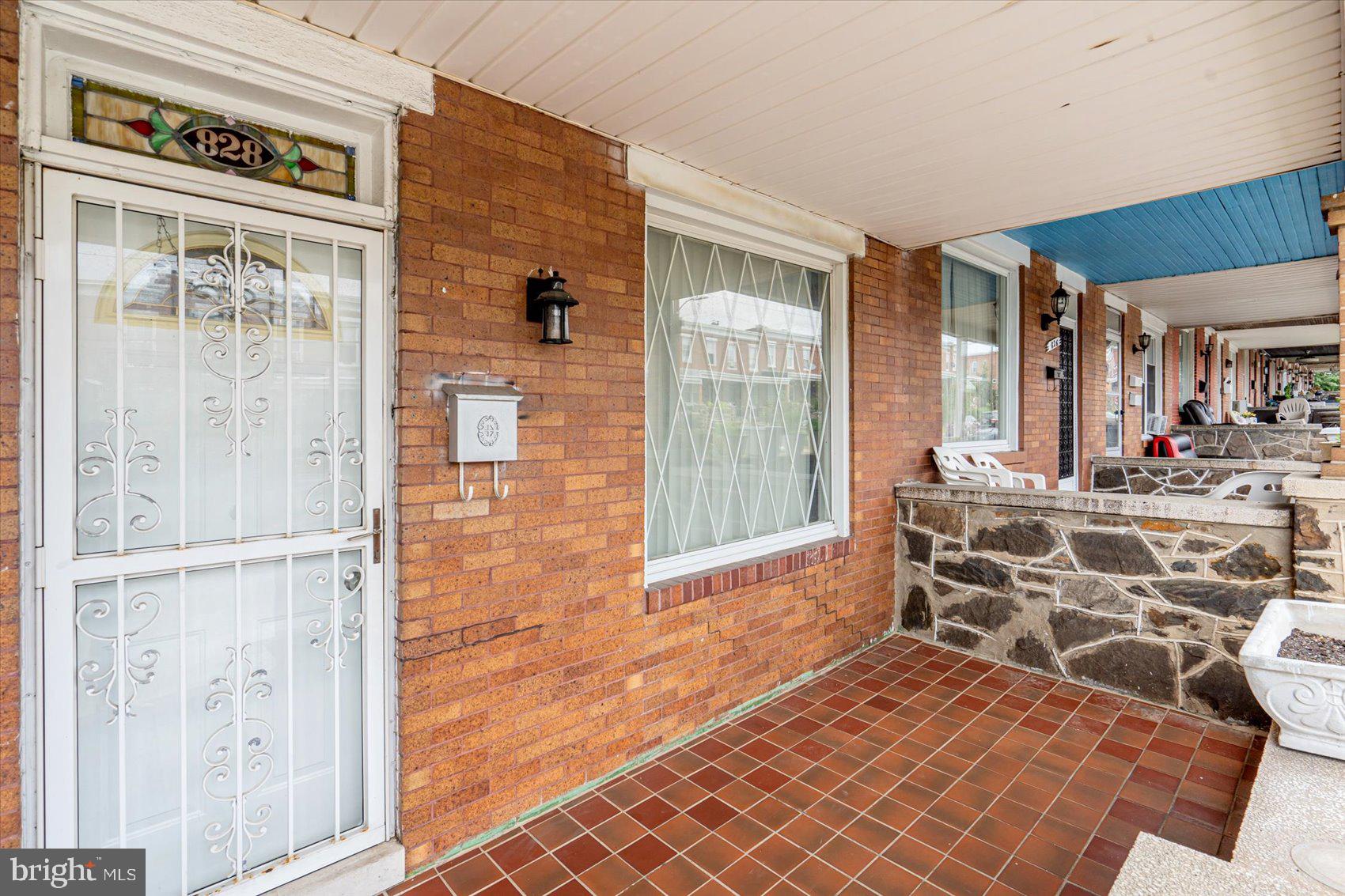 GREEKTOWN - Residential