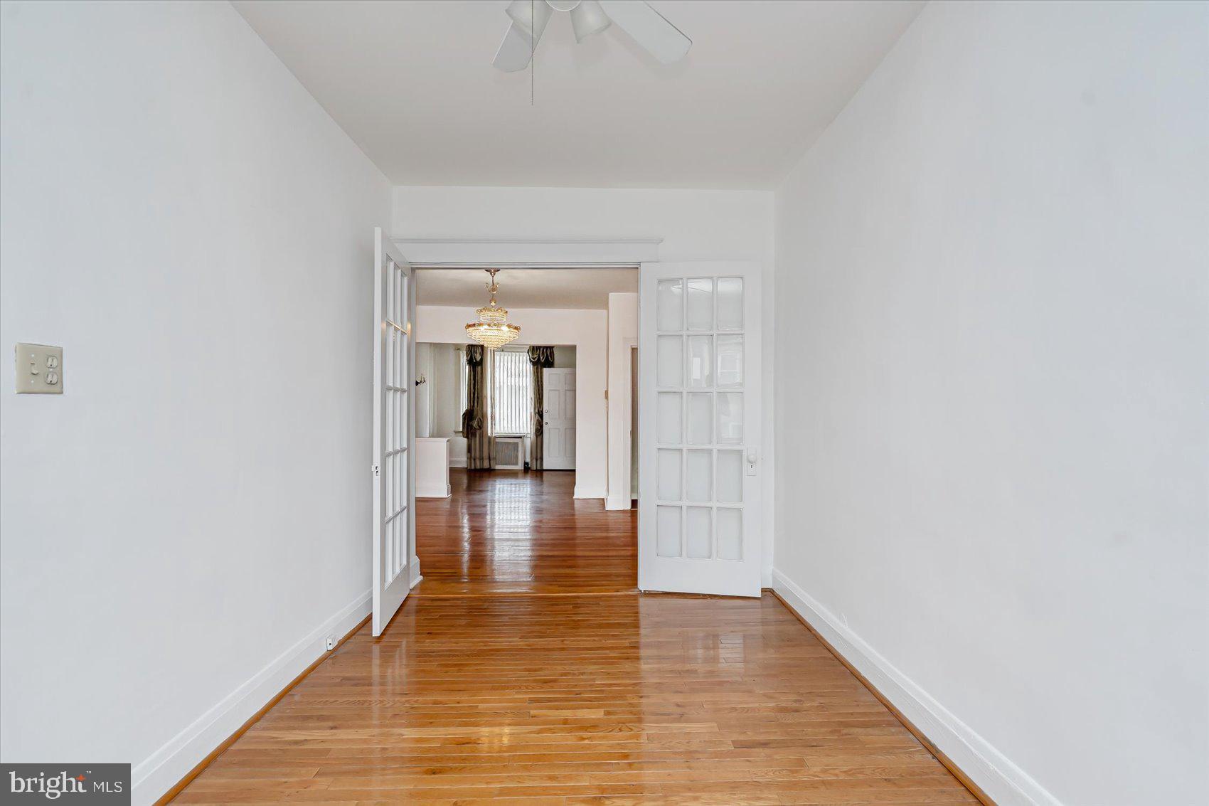 GREEKTOWN - Residential