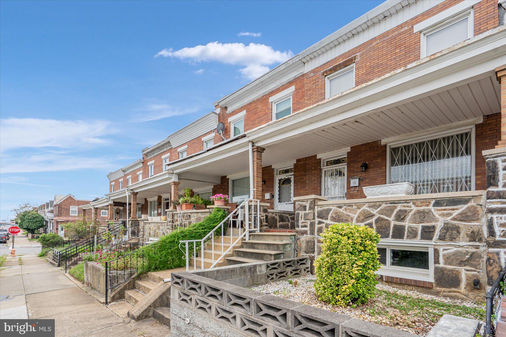 GREEKTOWN - Residential