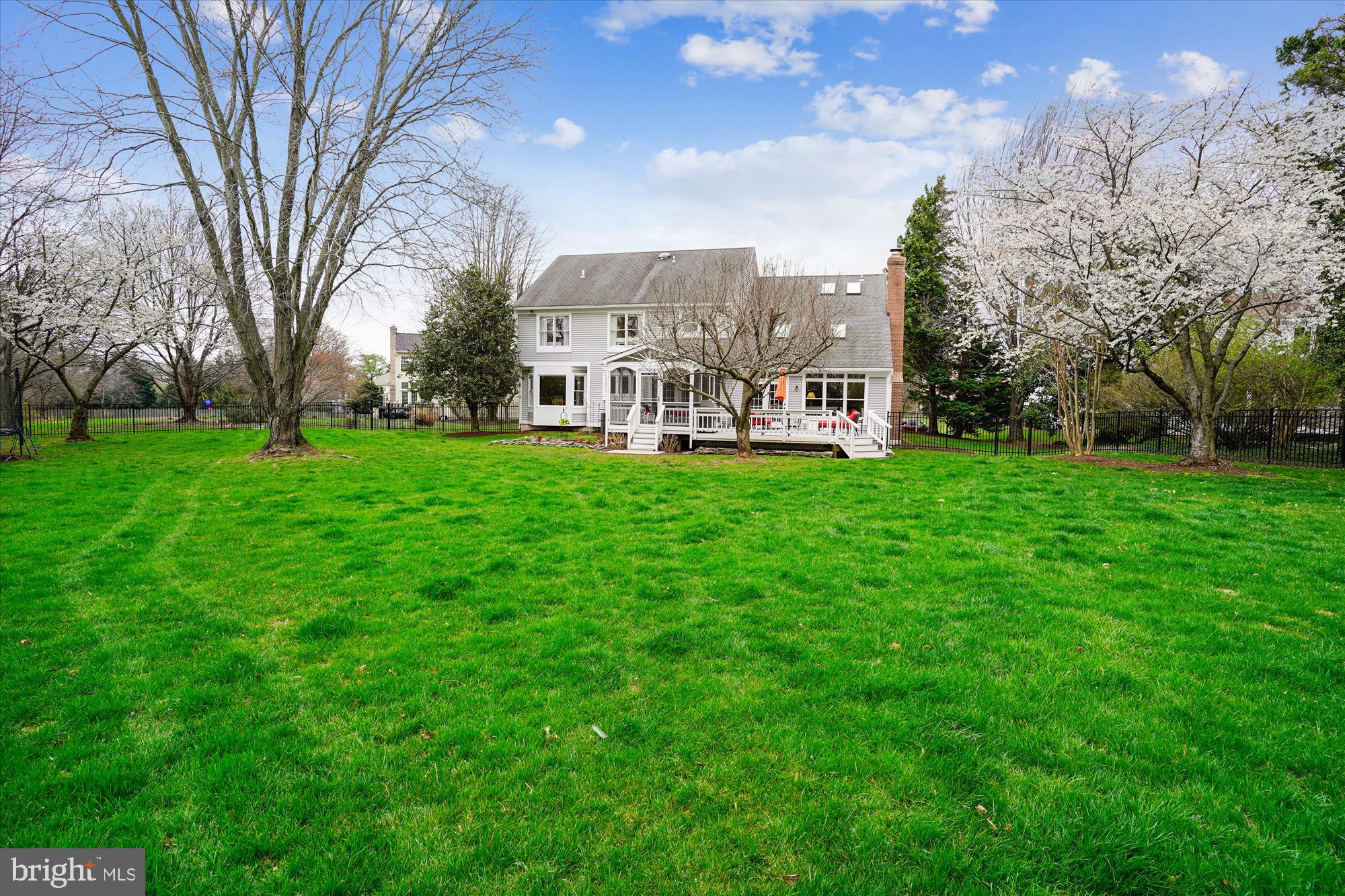 SUGAR CREEK - Residential