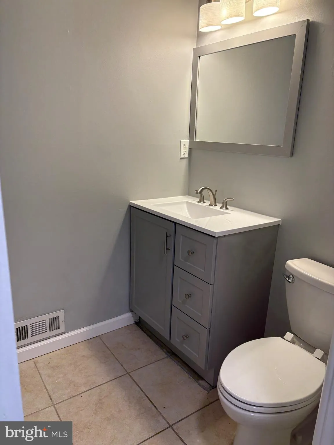 Marlton, New Jersey 08053, United States, 3 Bedrooms Bedrooms, ,3 BathroomsBathrooms,Residential,Pending,81036