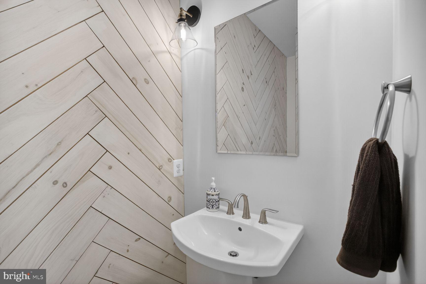 MASS AVE HILLS - Residential