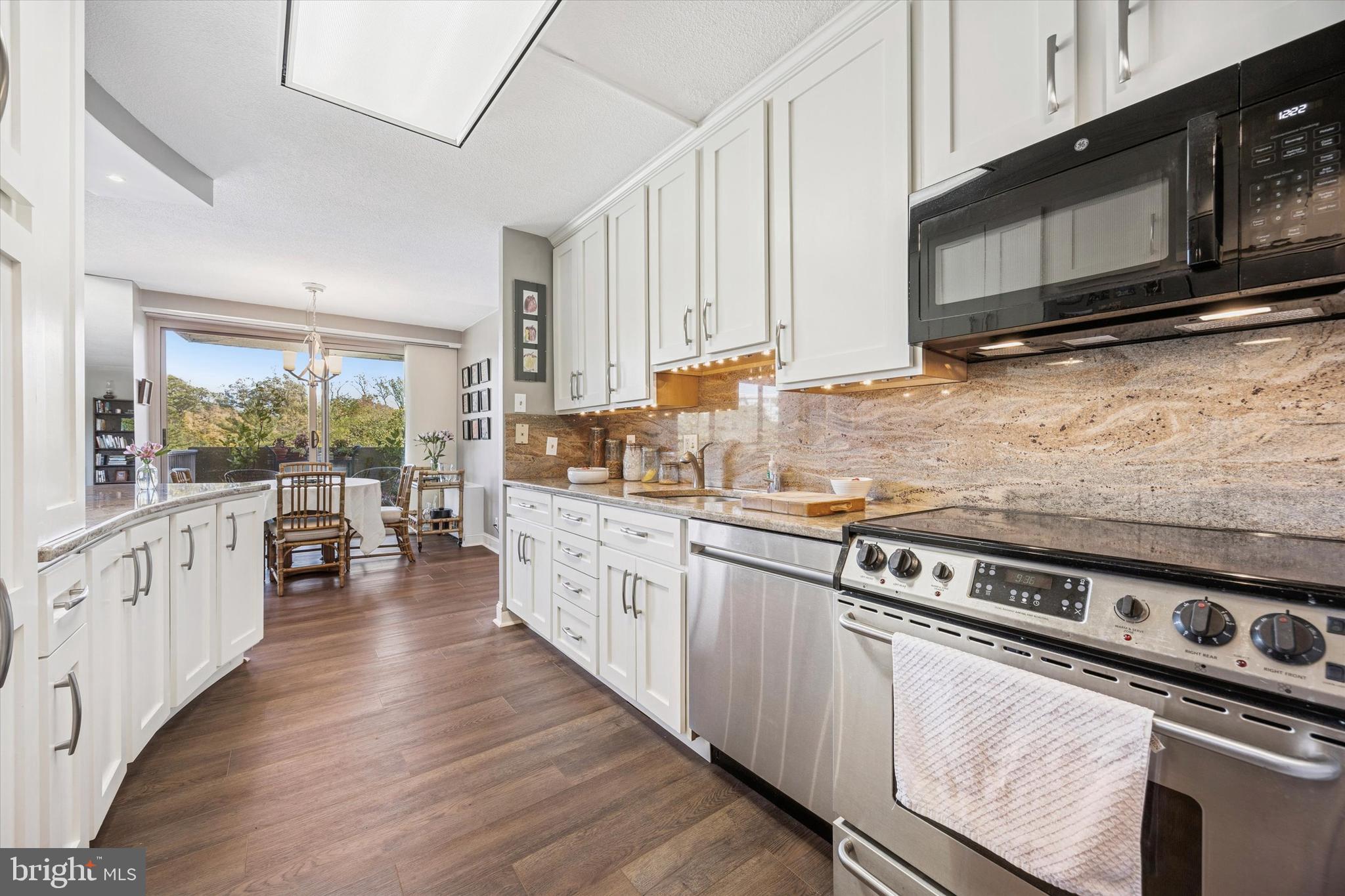 1001 CITY AVENUE W-404