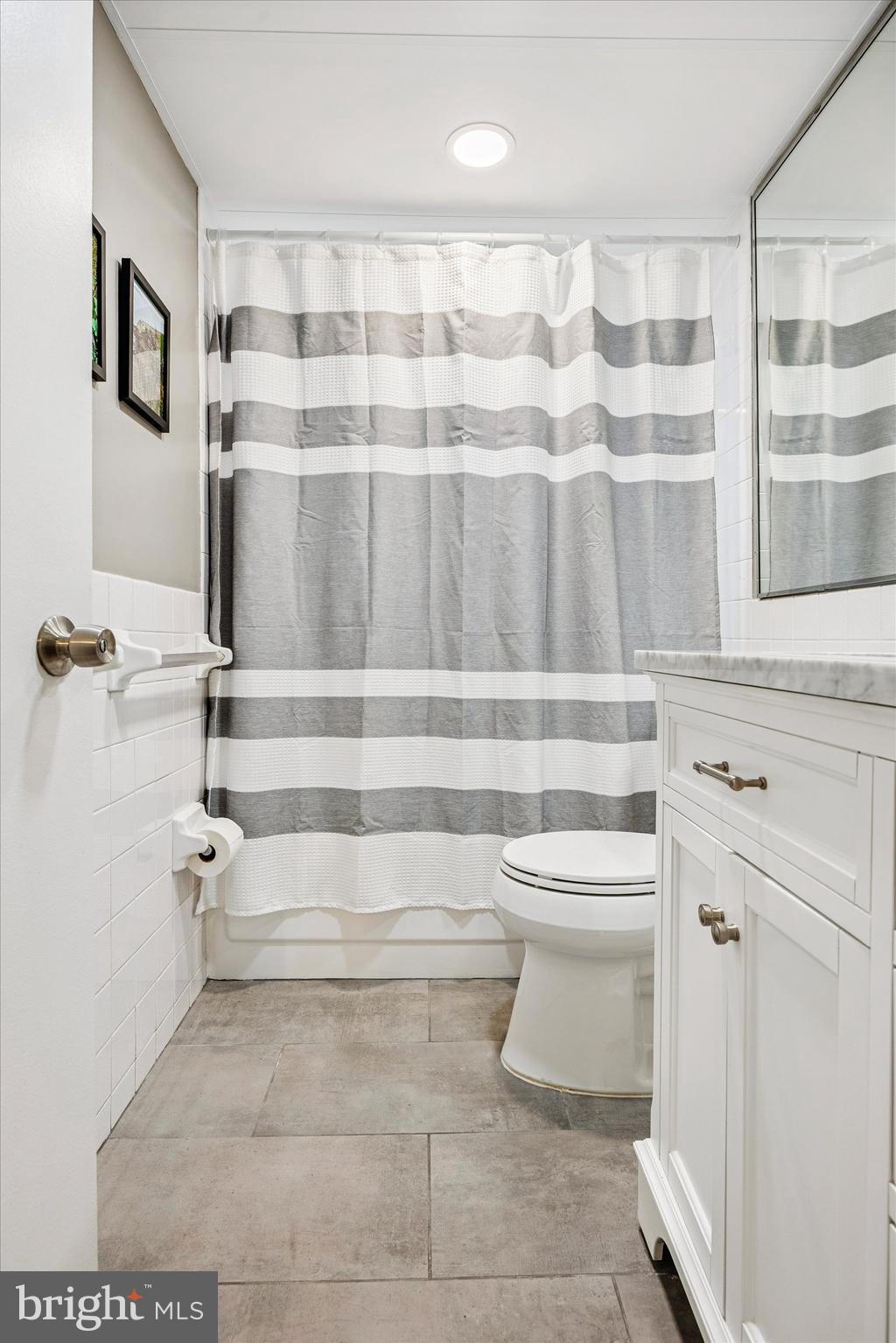 GREEN HILL - Residential