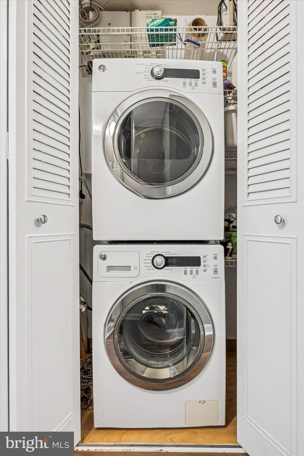 GREEN HILL - Residential