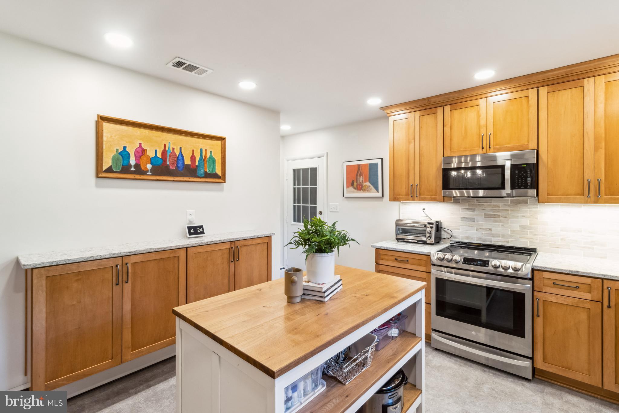 VALLEY MEDE - Residential