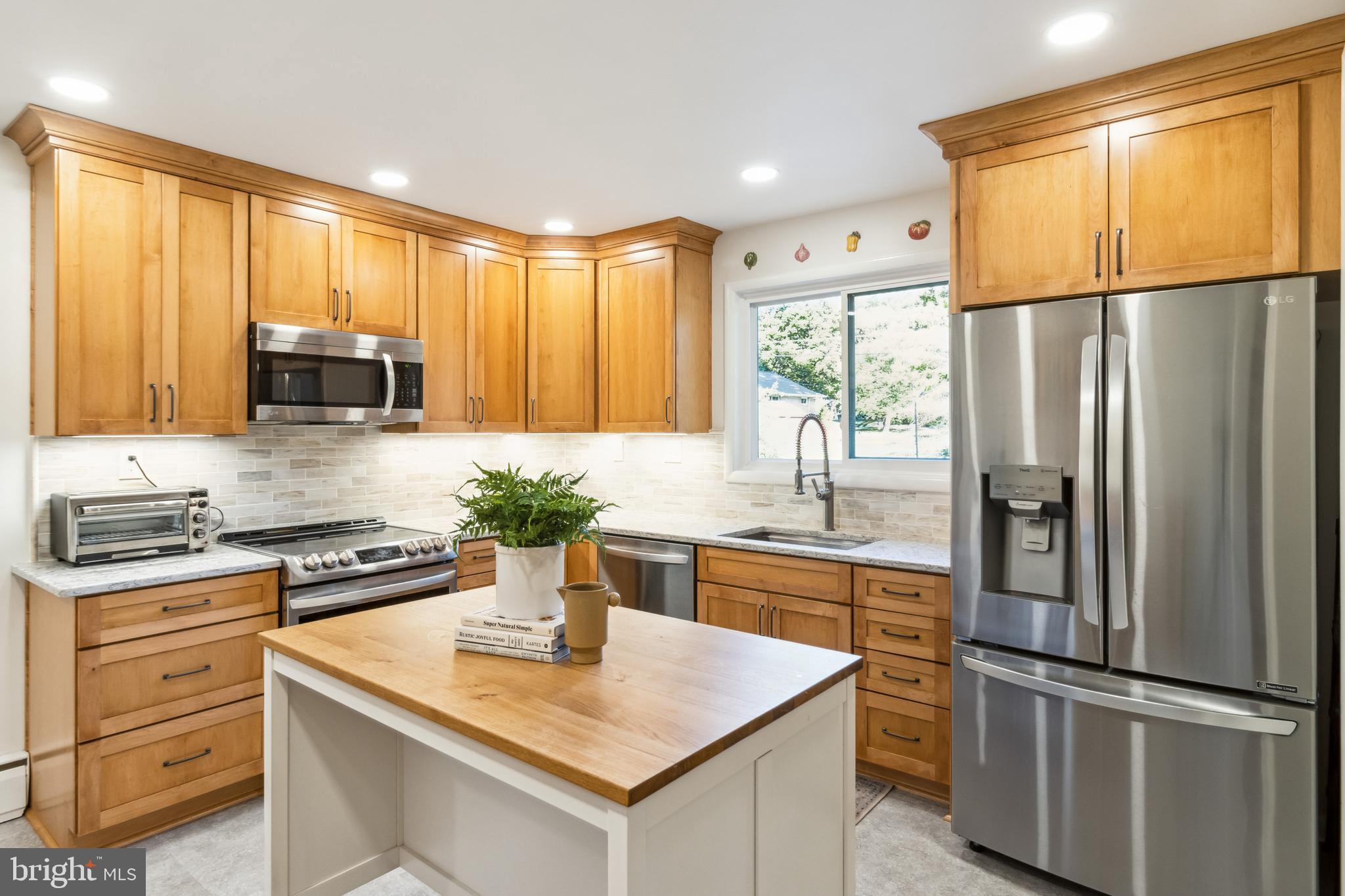 VALLEY MEDE - Residential