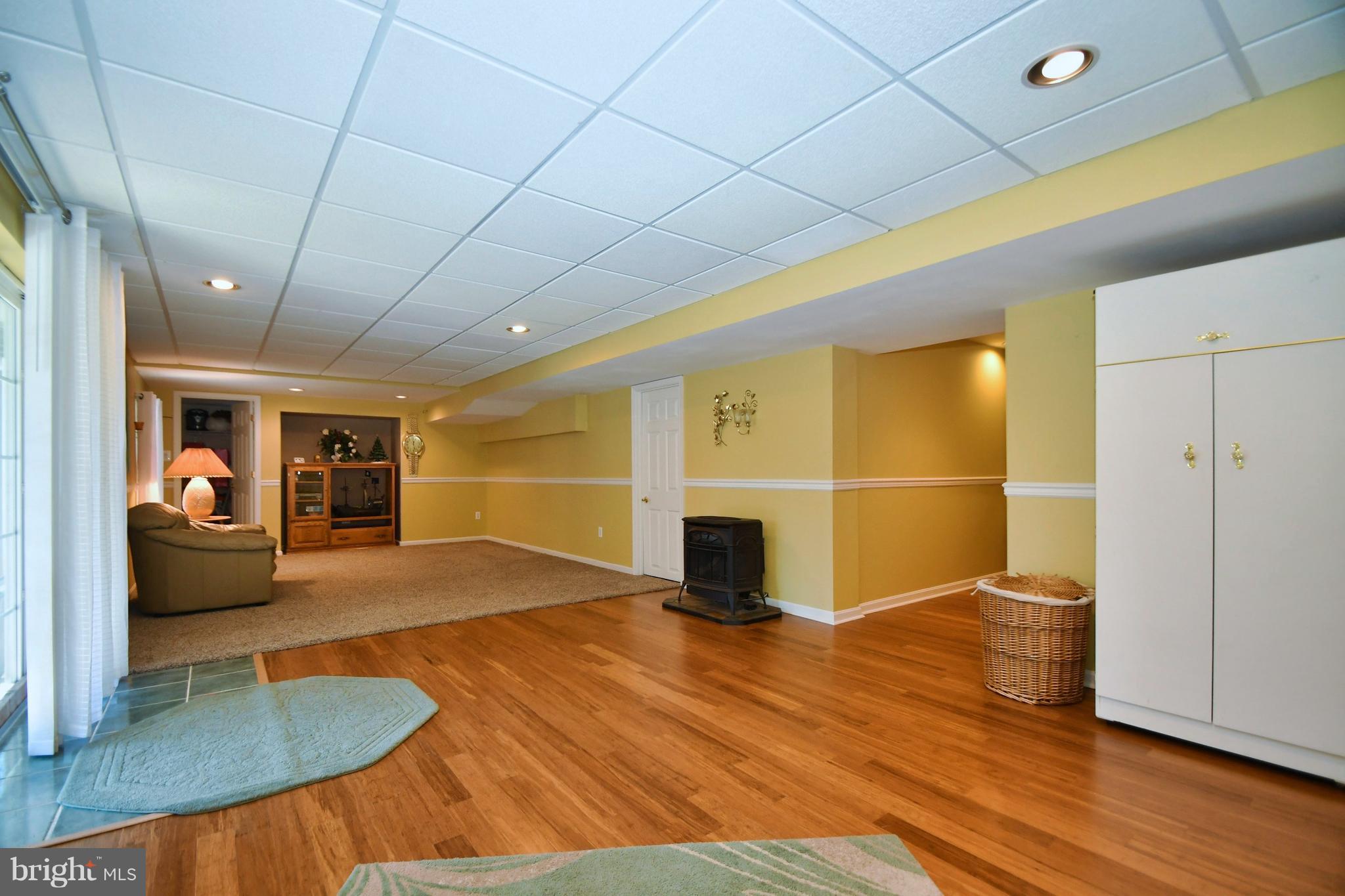 BEACHWOOD ESTATES - Residential