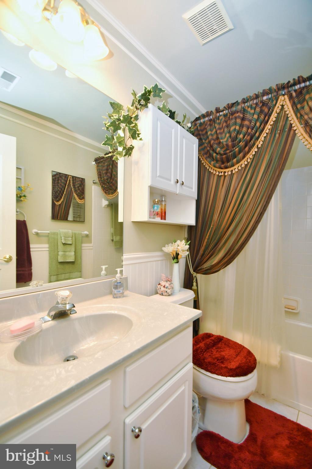 BEACHWOOD ESTATES - Residential