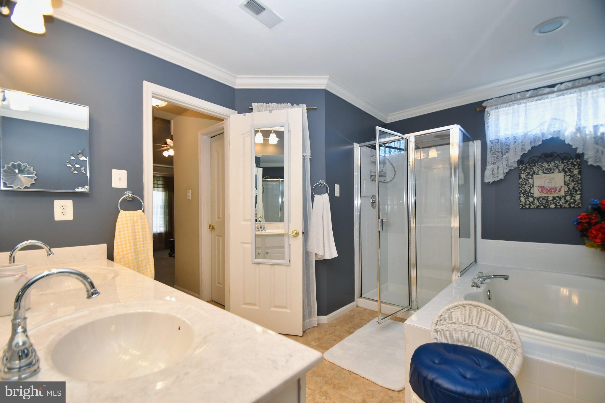 BEACHWOOD ESTATES - Residential