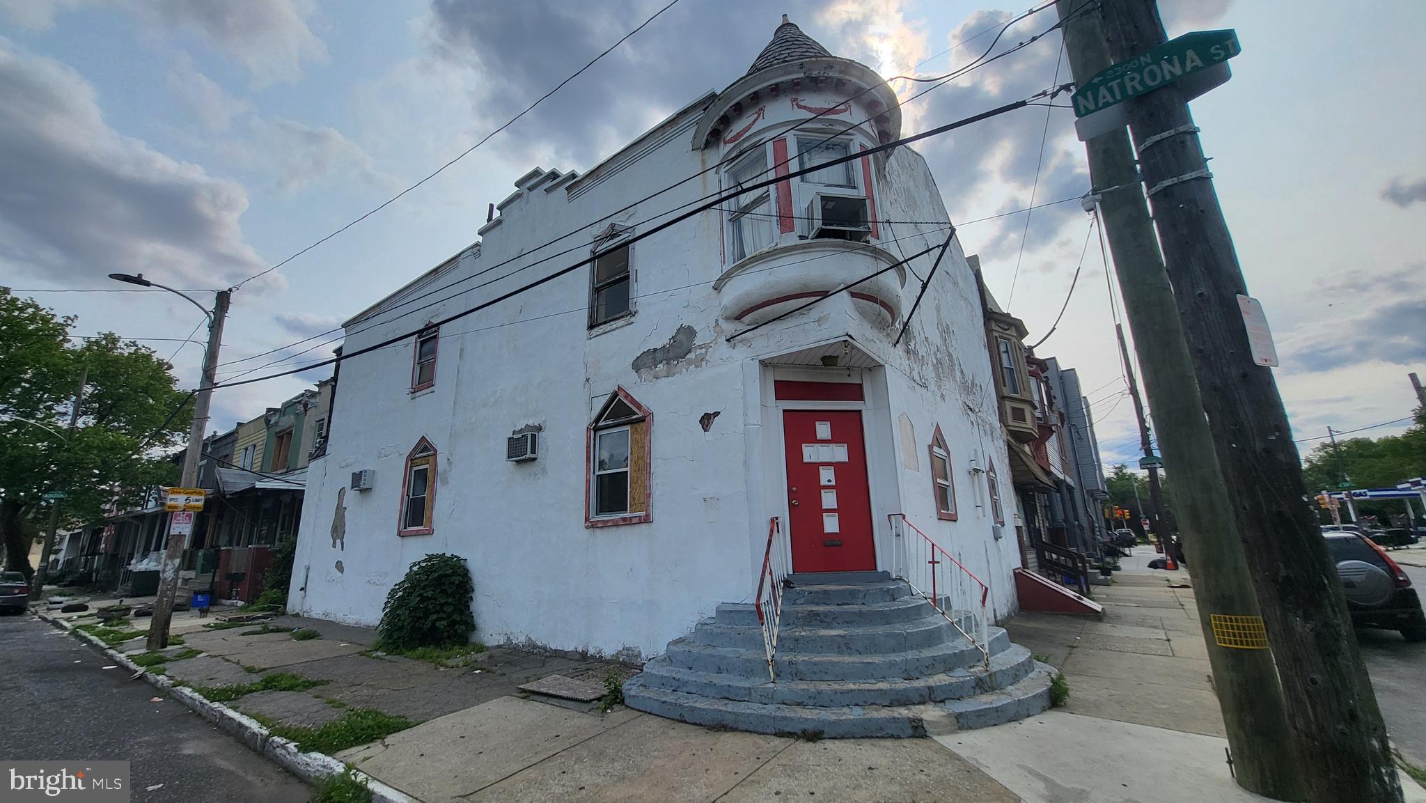 STRAWBERRY MANSION - Residential