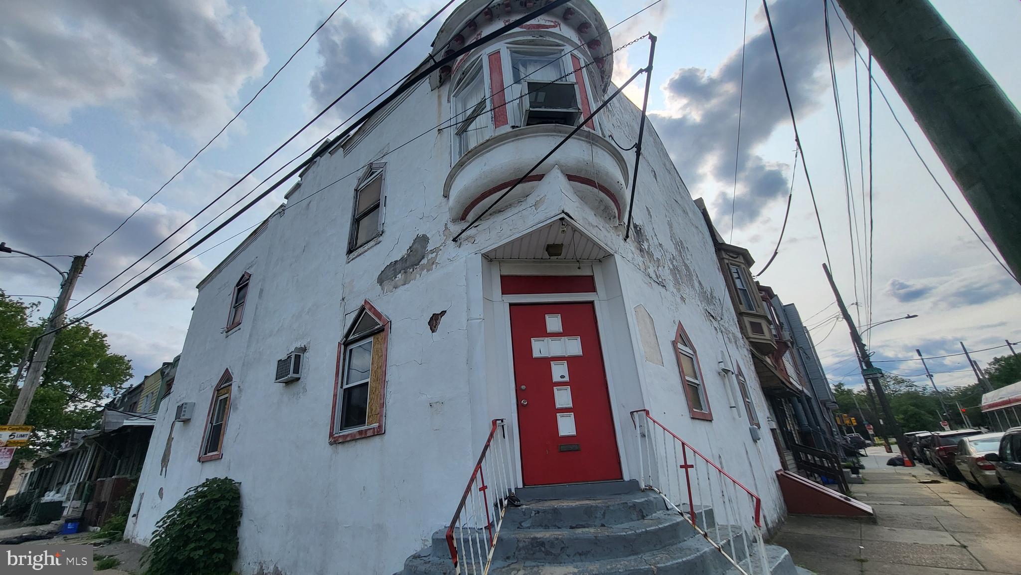 STRAWBERRY MANSION - Residential