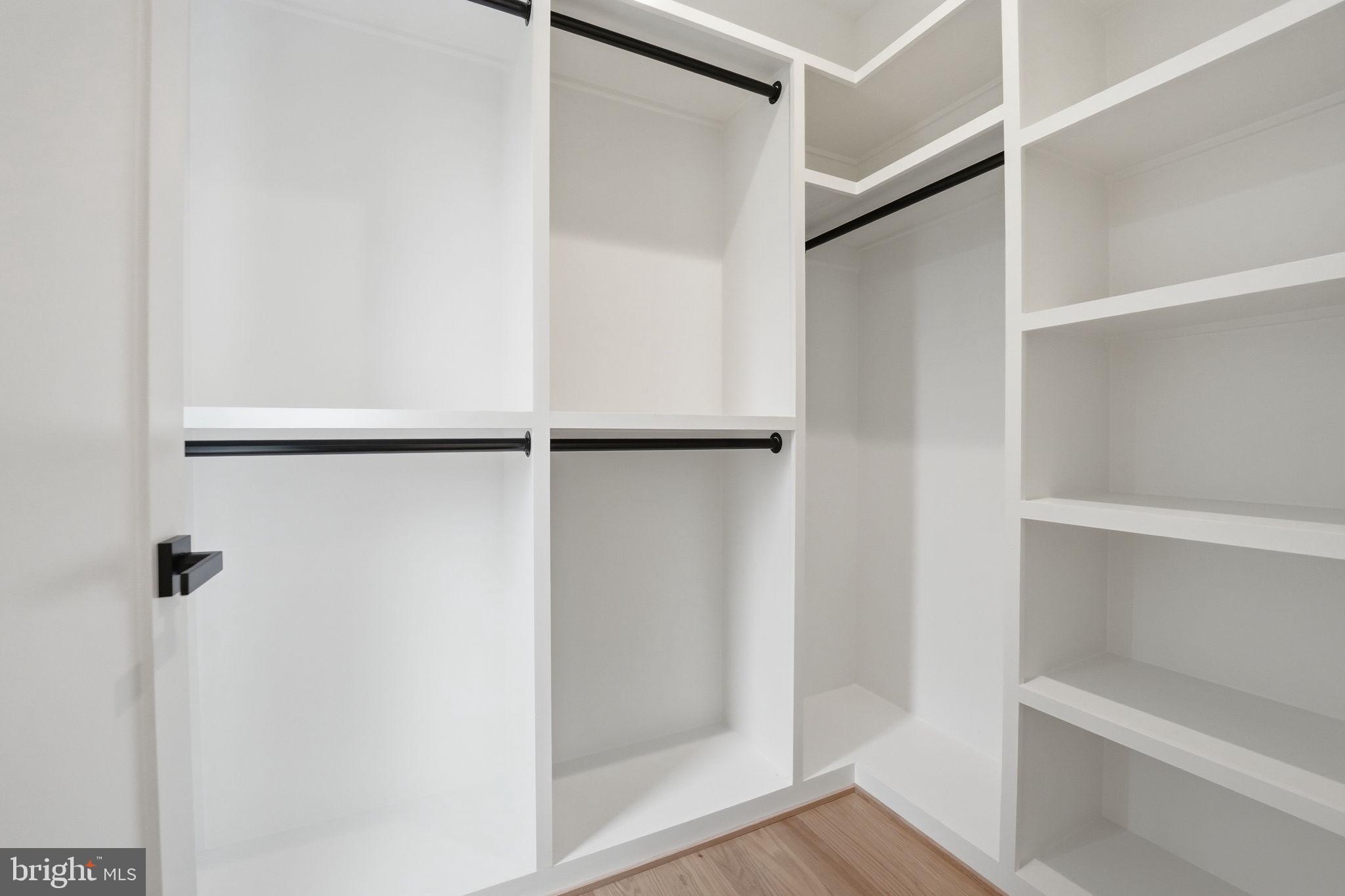 ARLINGTON RIDGE - Residential