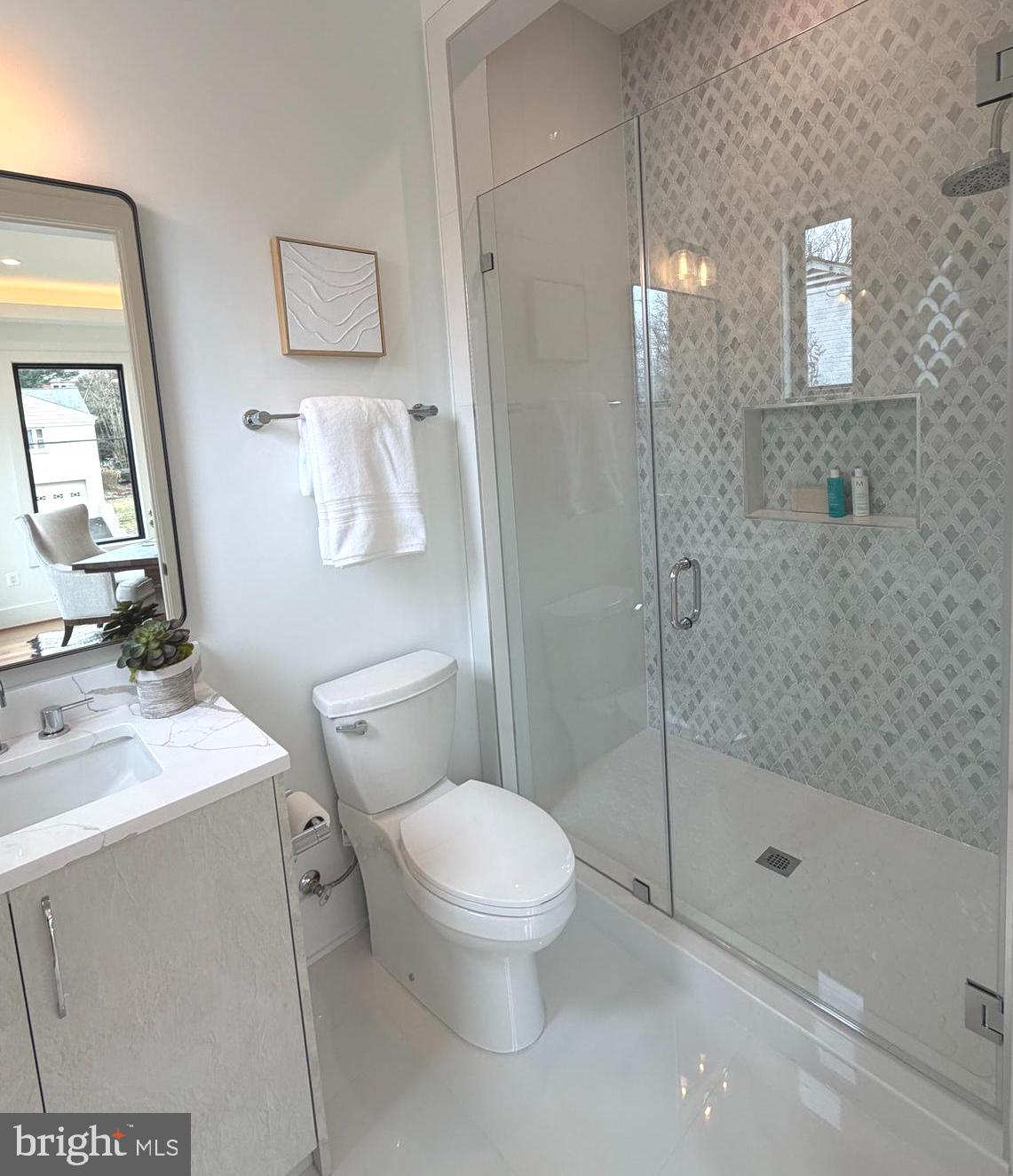 ARLINGTON RIDGE - Residential