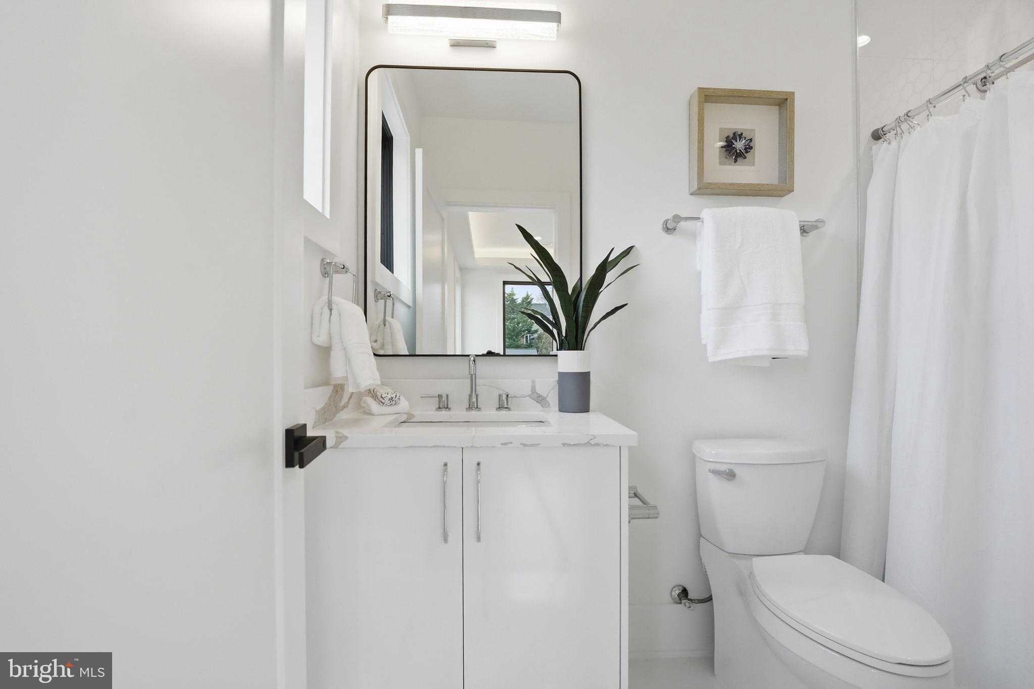 ARLINGTON RIDGE - Residential