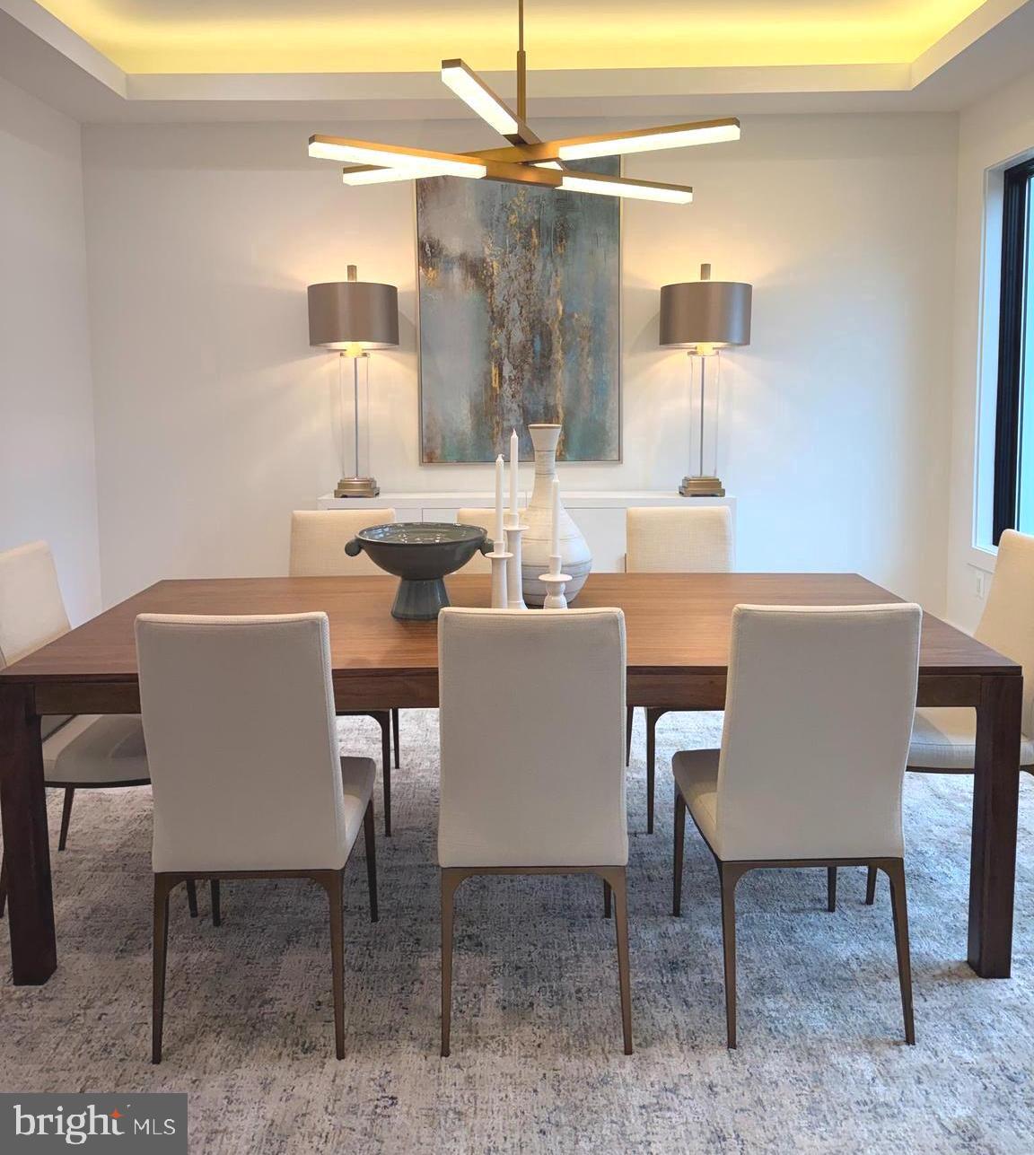 ARLINGTON RIDGE - Residential