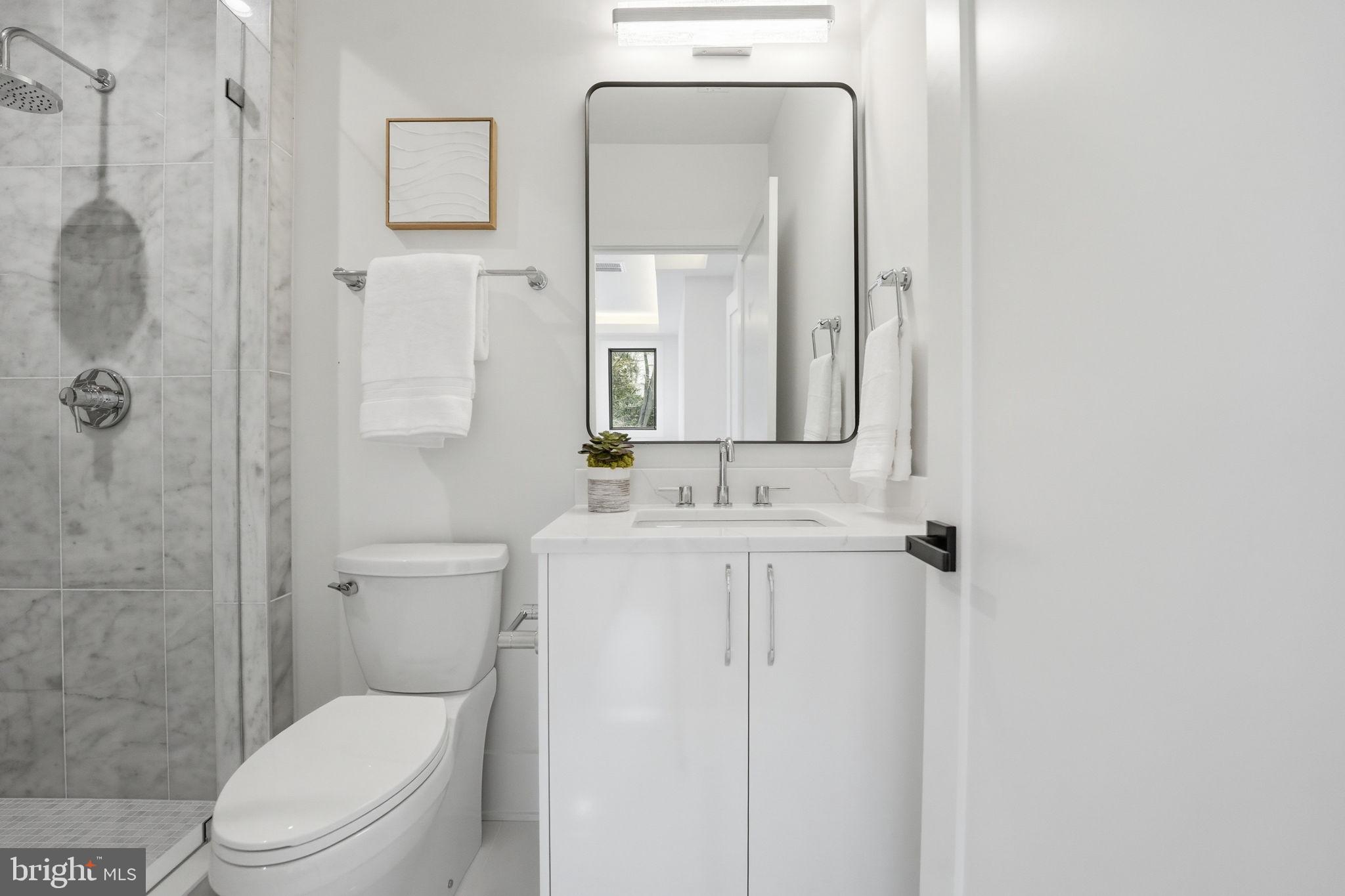 ARLINGTON RIDGE - Residential