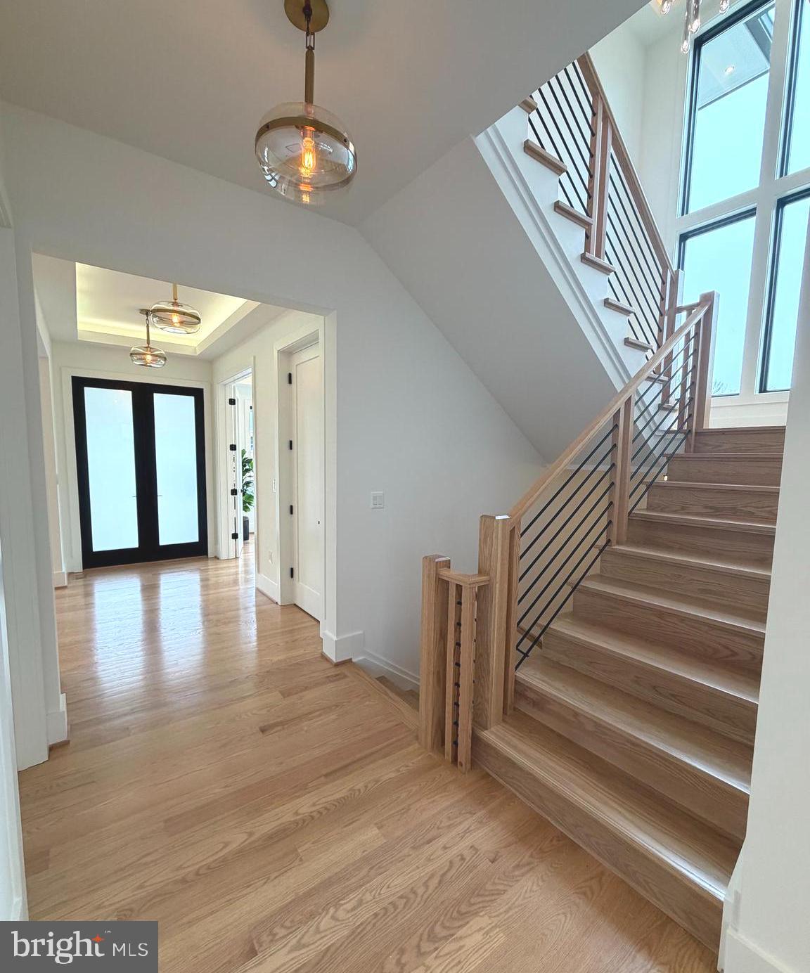 ARLINGTON RIDGE - Residential