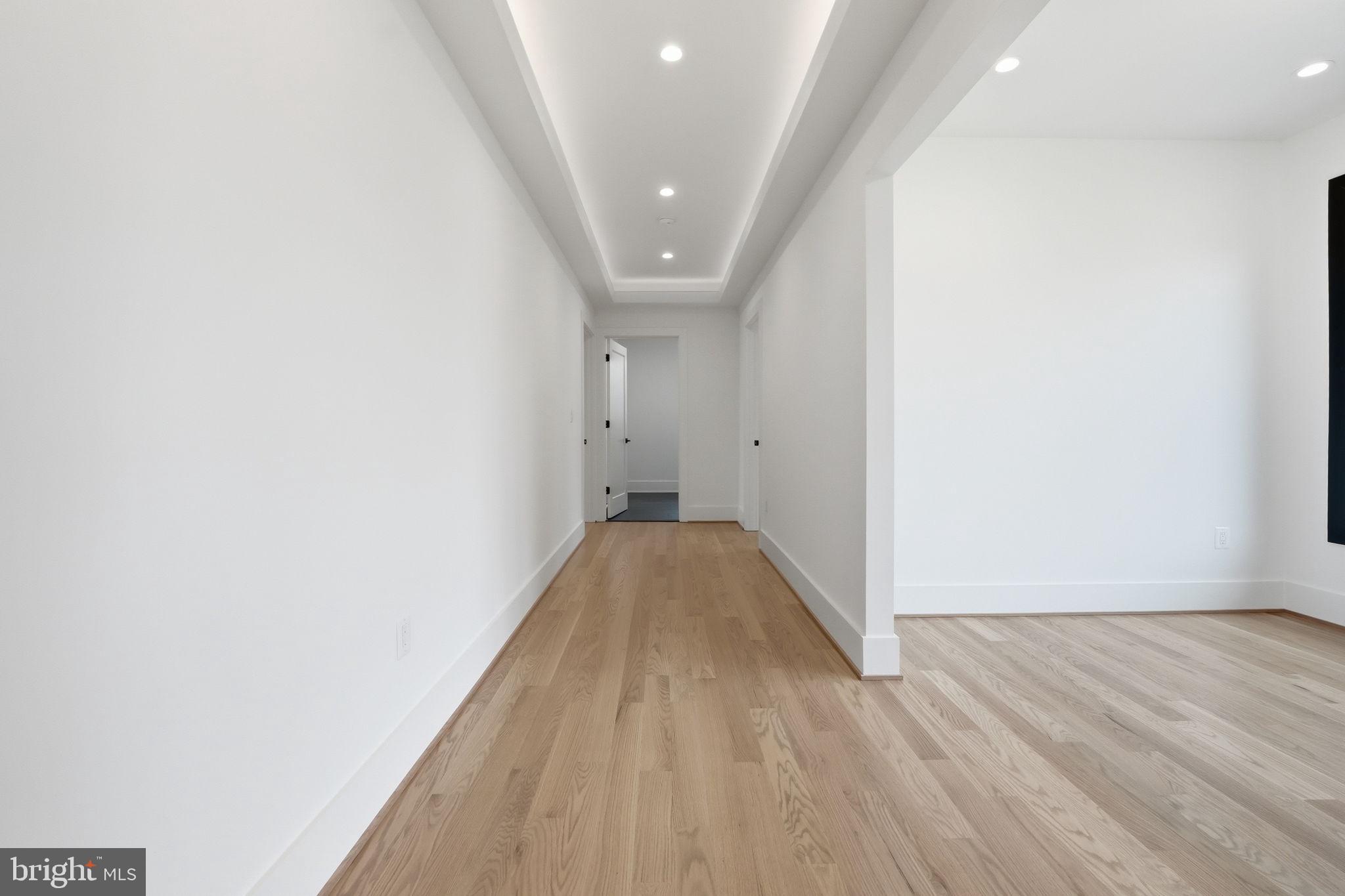 ARLINGTON RIDGE - Residential