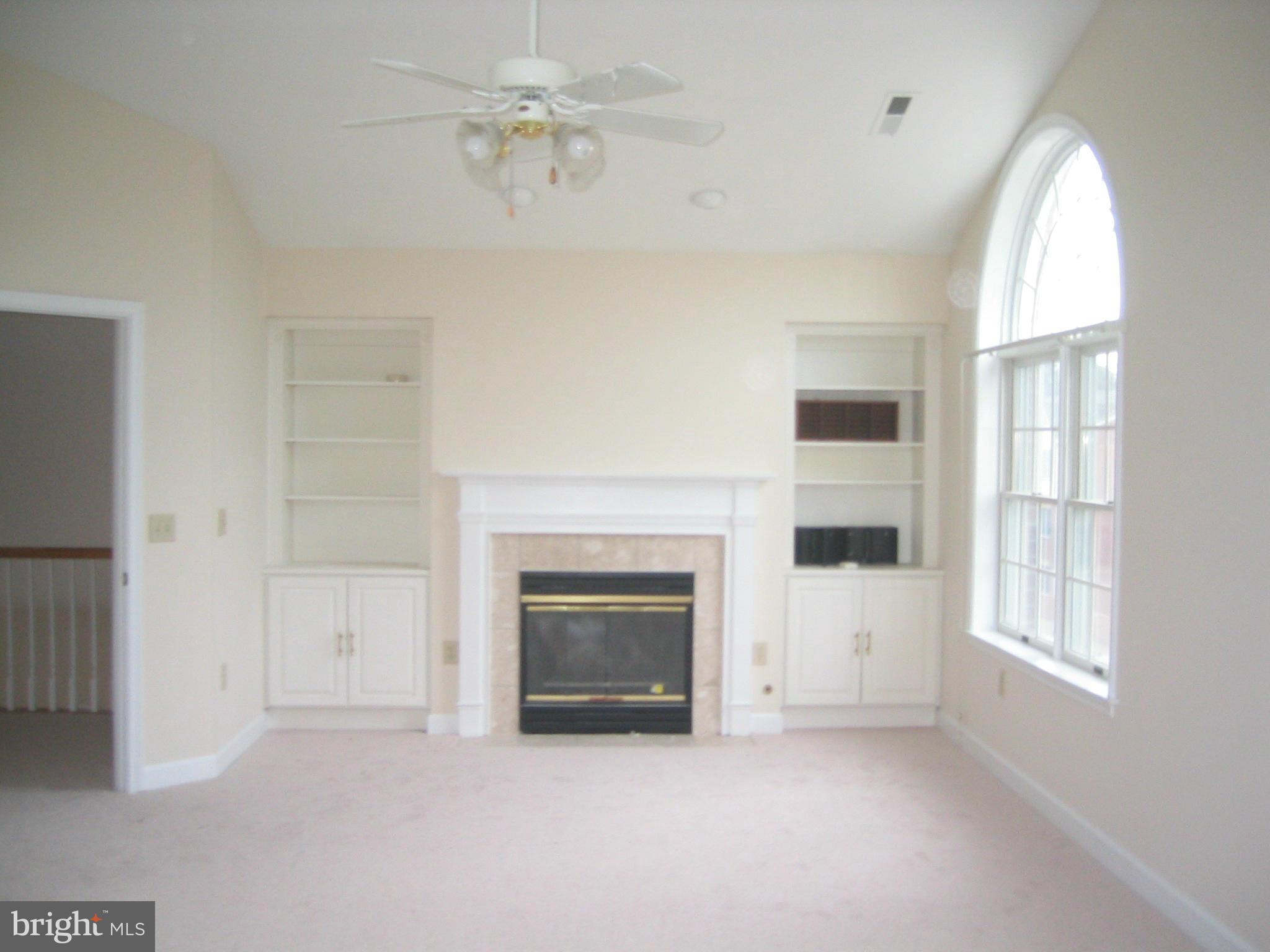 FALLS STATION - Residential Lease