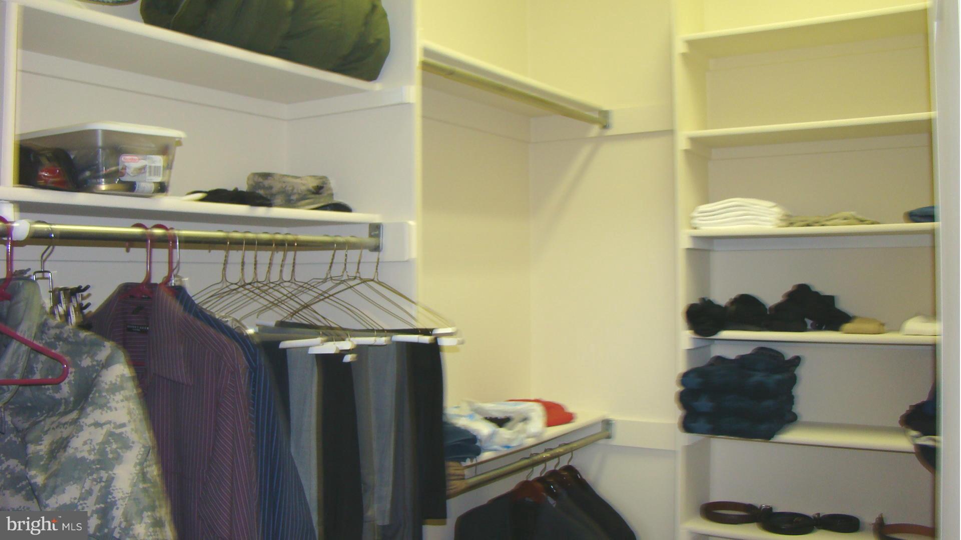 FALLS STATION - Residential Lease