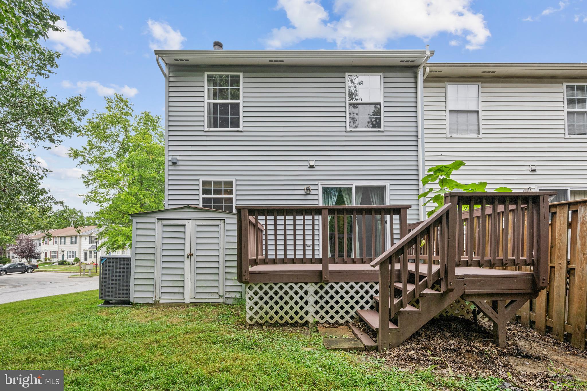 WORTHINGTON MEADOWS - Residential